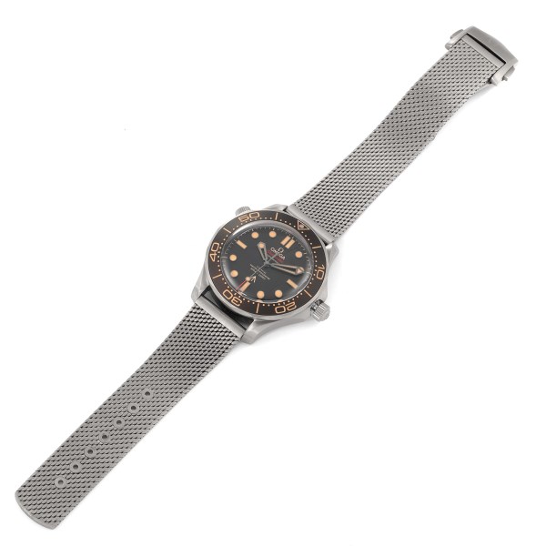 Omega Seamaster 300M 007 Edition Titanium Watch 210.90.42.20.01.001 Box Card